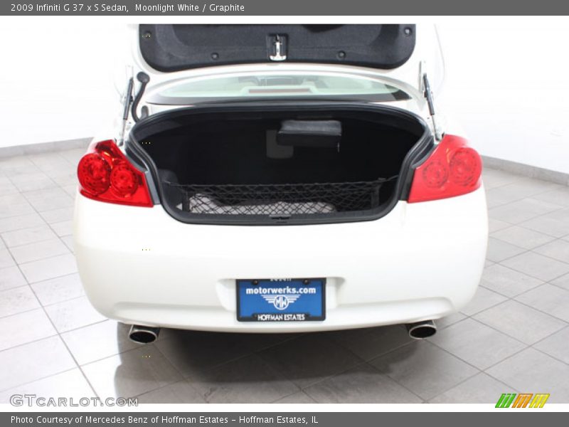 Moonlight White / Graphite 2009 Infiniti G 37 x S Sedan