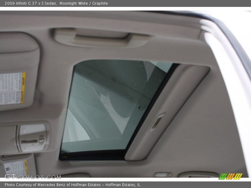 Moonlight White / Graphite 2009 Infiniti G 37 x S Sedan