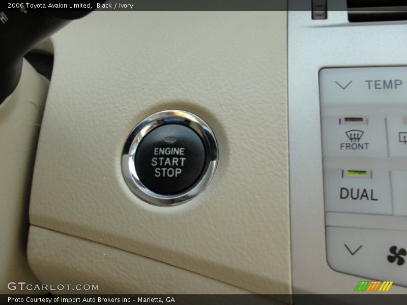 Black / Ivory 2006 Toyota Avalon Limited