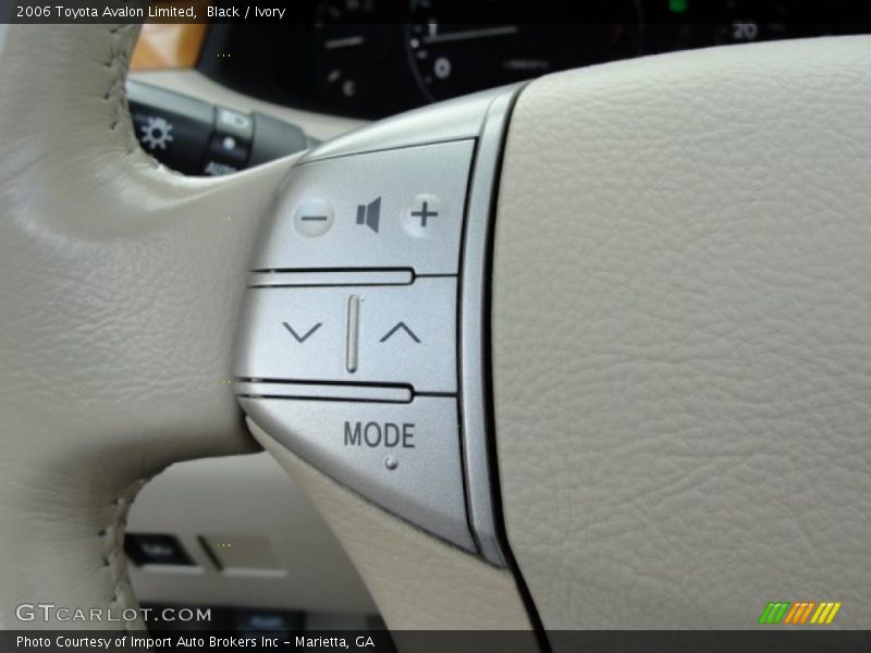 Black / Ivory 2006 Toyota Avalon Limited