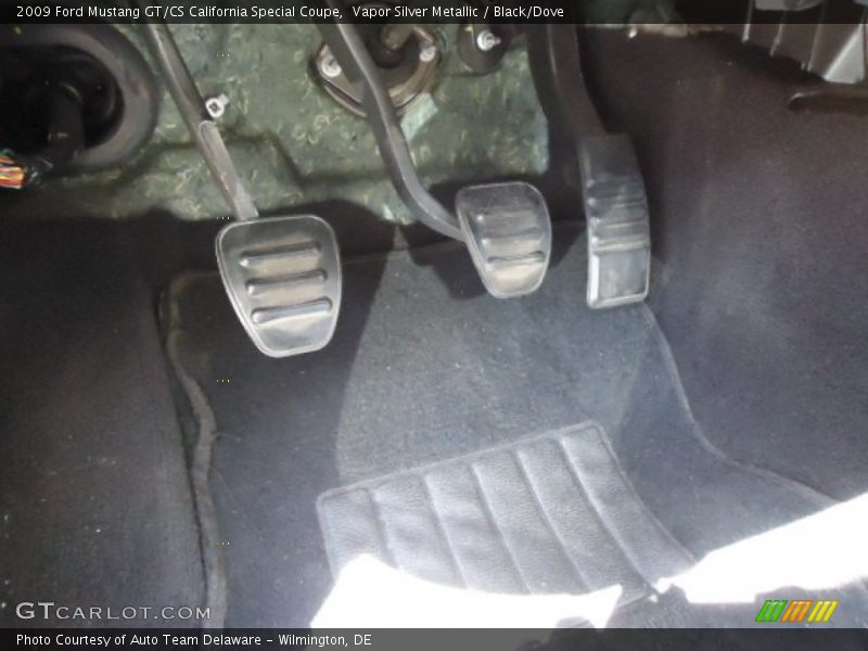 Vapor Silver Metallic / Black/Dove 2009 Ford Mustang GT/CS California Special Coupe