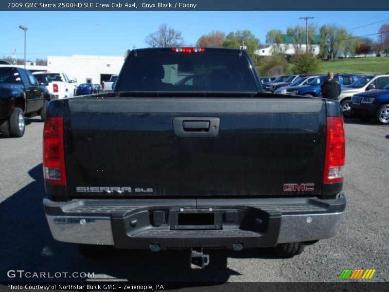 Onyx Black / Ebony 2009 GMC Sierra 2500HD SLE Crew Cab 4x4