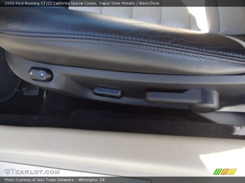 Vapor Silver Metallic / Black/Dove 2009 Ford Mustang GT/CS California Special Coupe