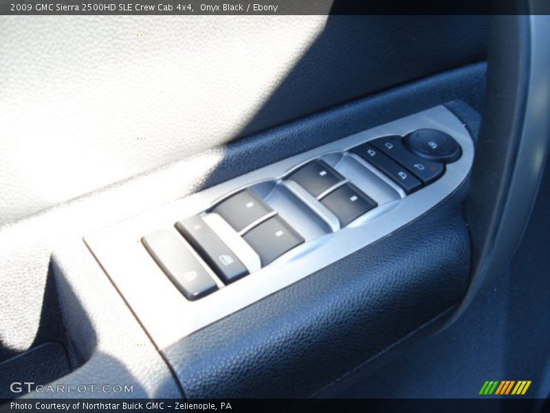 Onyx Black / Ebony 2009 GMC Sierra 2500HD SLE Crew Cab 4x4