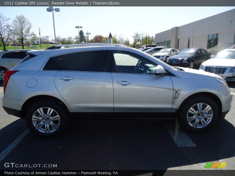 Radiant Silver Metallic / Titanium/Ebony 2012 Cadillac SRX Luxury
