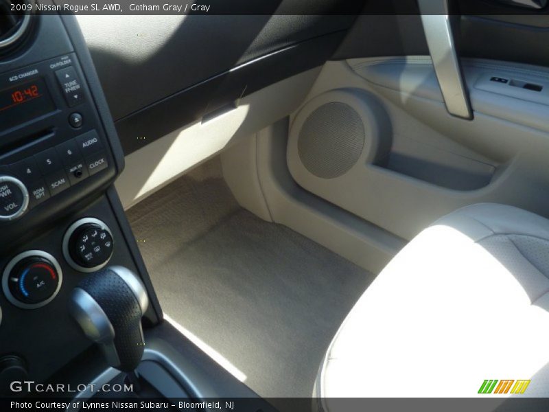 Gotham Gray / Gray 2009 Nissan Rogue SL AWD