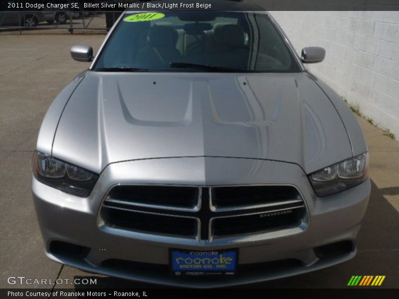 Billett Silver Metallic / Black/Light Frost Beige 2011 Dodge Charger SE