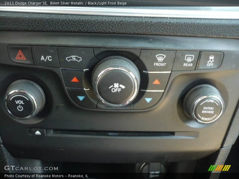 Billett Silver Metallic / Black/Light Frost Beige 2011 Dodge Charger SE