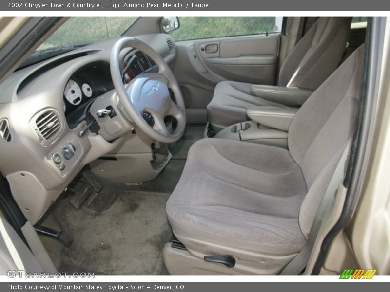  2002 Town & Country eL Taupe Interior