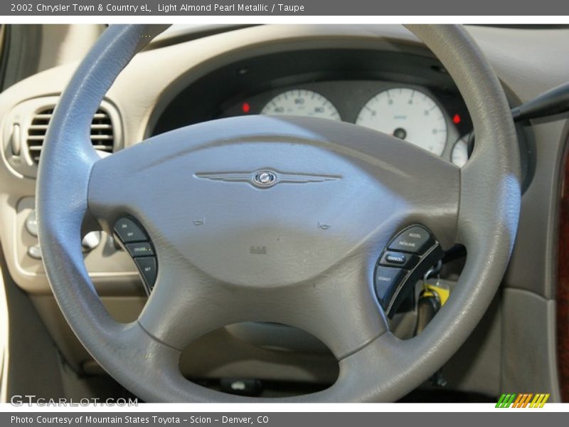 Light Almond Pearl Metallic / Taupe 2002 Chrysler Town & Country eL