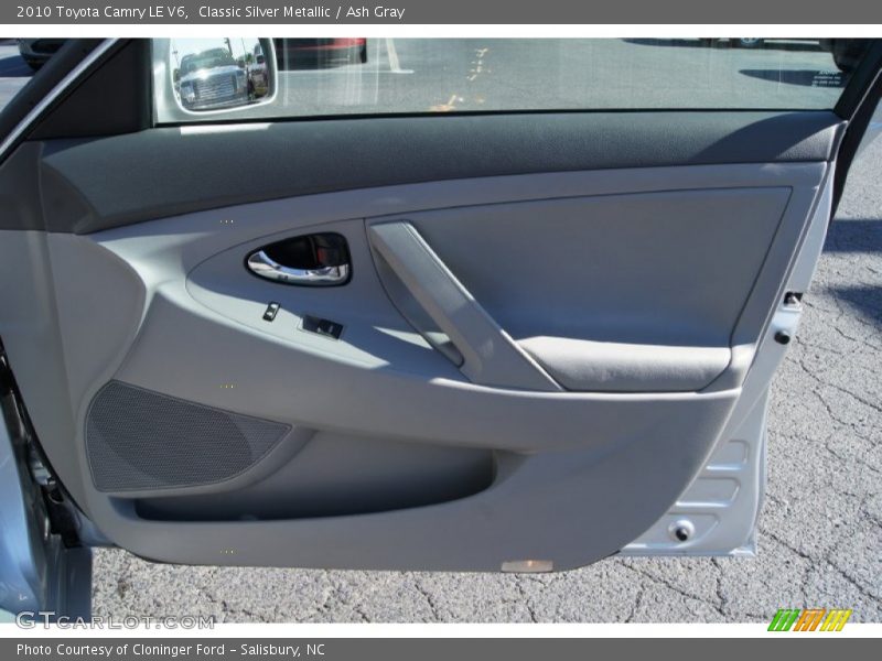 Classic Silver Metallic / Ash Gray 2010 Toyota Camry LE V6