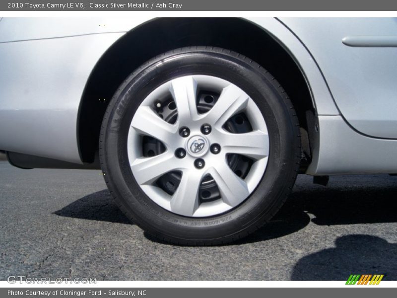Classic Silver Metallic / Ash Gray 2010 Toyota Camry LE V6