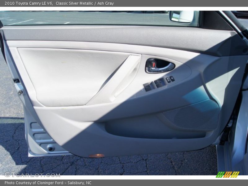 Classic Silver Metallic / Ash Gray 2010 Toyota Camry LE V6