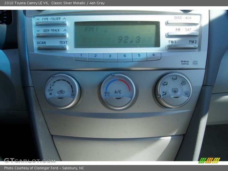 Classic Silver Metallic / Ash Gray 2010 Toyota Camry LE V6