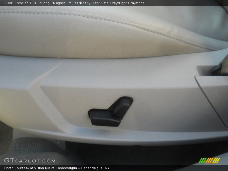 Magnesium Pearlcoat / Dark Slate Gray/Light Graystone 2006 Chrysler 300 Touring