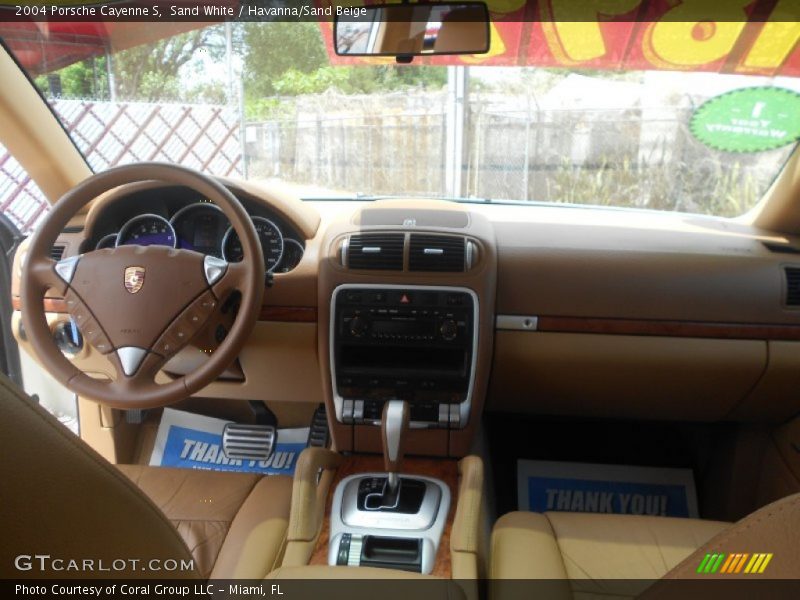 Sand White / Havanna/Sand Beige 2004 Porsche Cayenne S