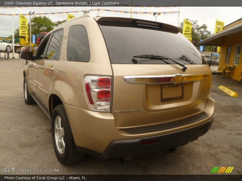 Sandstone Metallic / Light Cashmere 2005 Chevrolet Equinox LT