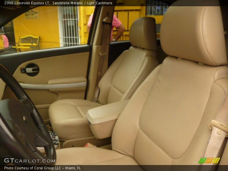Sandstone Metallic / Light Cashmere 2005 Chevrolet Equinox LT