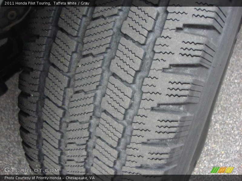 Taffeta White / Gray 2011 Honda Pilot Touring