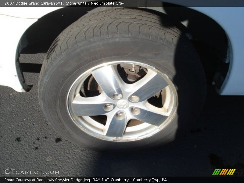 Stone White / Medium Slate Gray 2007 Dodge Grand Caravan SXT