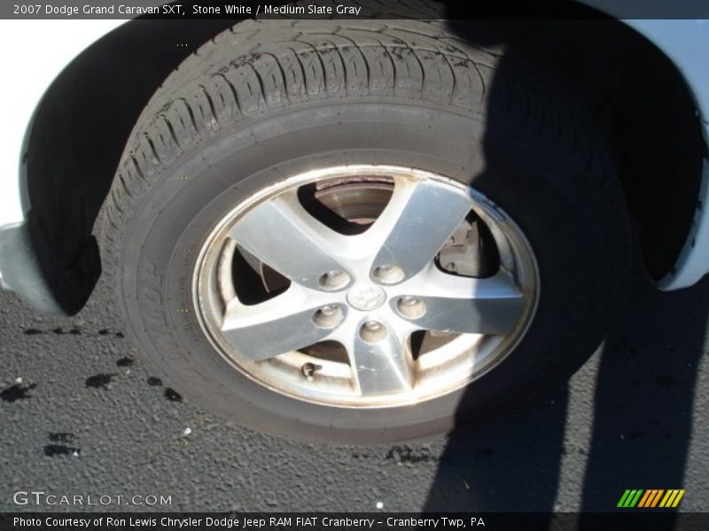 Stone White / Medium Slate Gray 2007 Dodge Grand Caravan SXT