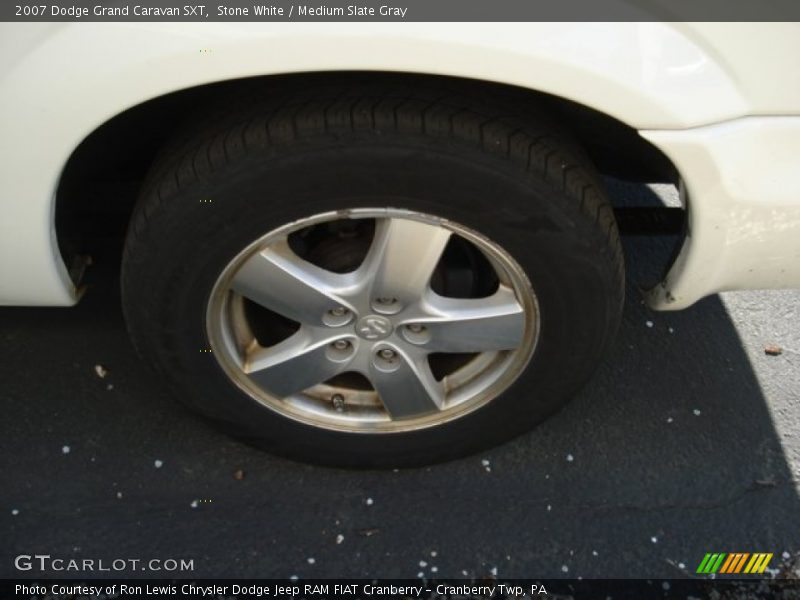 Stone White / Medium Slate Gray 2007 Dodge Grand Caravan SXT
