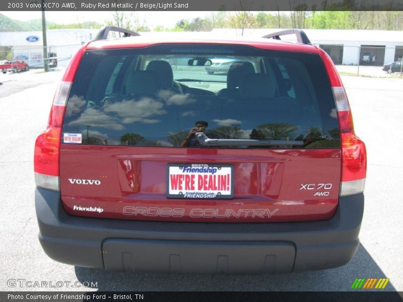 Ruby Red Metallic / Beige/Light Sand 2003 Volvo XC70 AWD