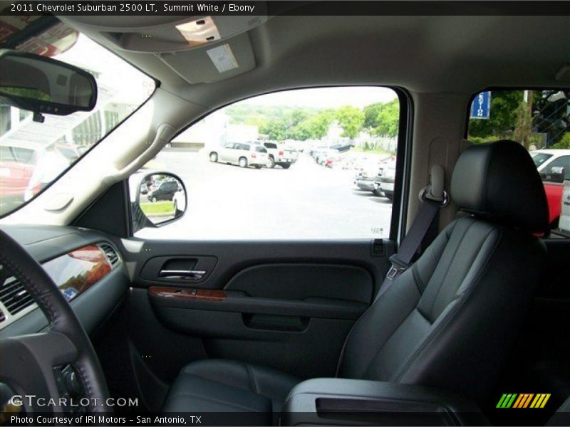 Summit White / Ebony 2011 Chevrolet Suburban 2500 LT