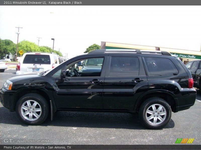 Kalapana Black / Black 2011 Mitsubishi Endeavor LS