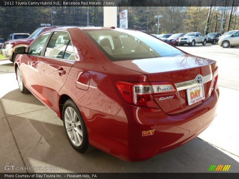 Barcelona Red Metallic / Ivory 2012 Toyota Camry Hybrid XLE