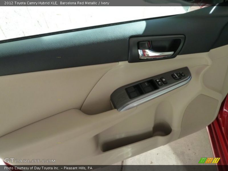 Barcelona Red Metallic / Ivory 2012 Toyota Camry Hybrid XLE