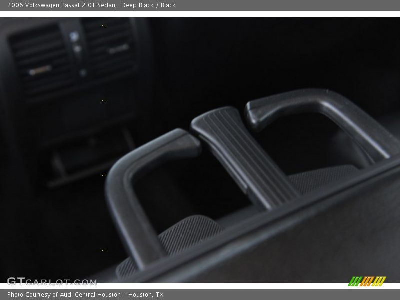 Deep Black / Black 2006 Volkswagen Passat 2.0T Sedan