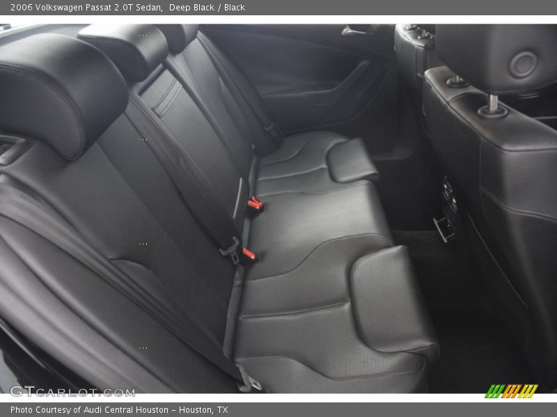 Deep Black / Black 2006 Volkswagen Passat 2.0T Sedan