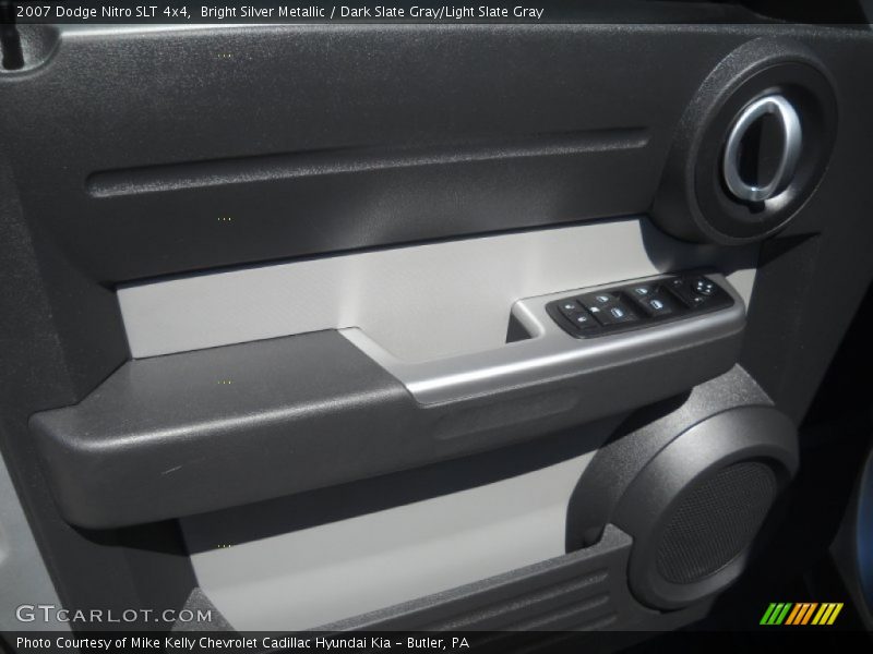 Bright Silver Metallic / Dark Slate Gray/Light Slate Gray 2007 Dodge Nitro SLT 4x4