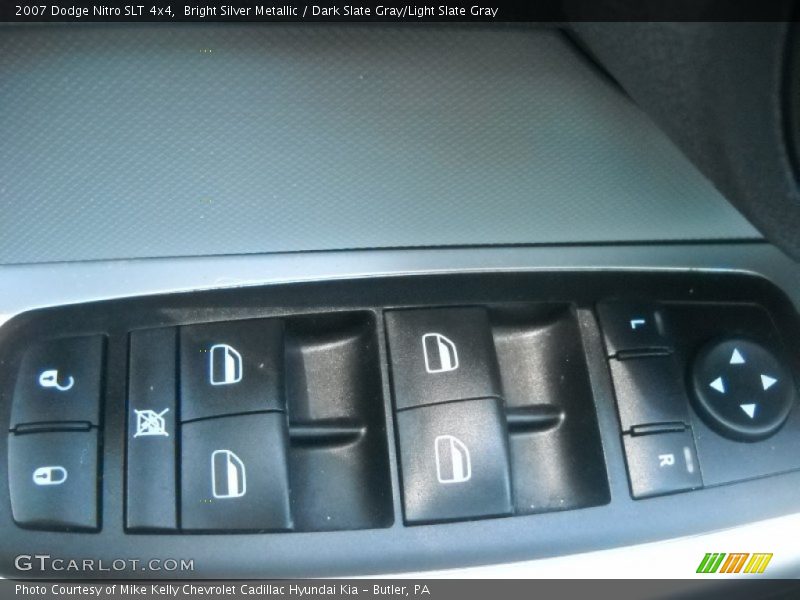 Bright Silver Metallic / Dark Slate Gray/Light Slate Gray 2007 Dodge Nitro SLT 4x4