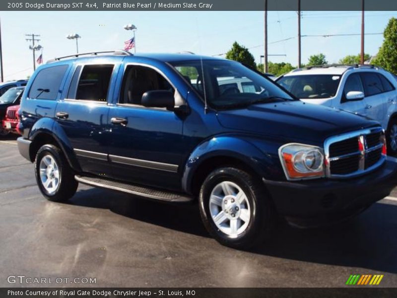 Patriot Blue Pearl / Medium Slate Gray 2005 Dodge Durango SXT 4x4
