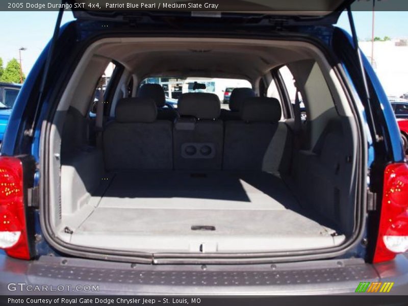 Patriot Blue Pearl / Medium Slate Gray 2005 Dodge Durango SXT 4x4