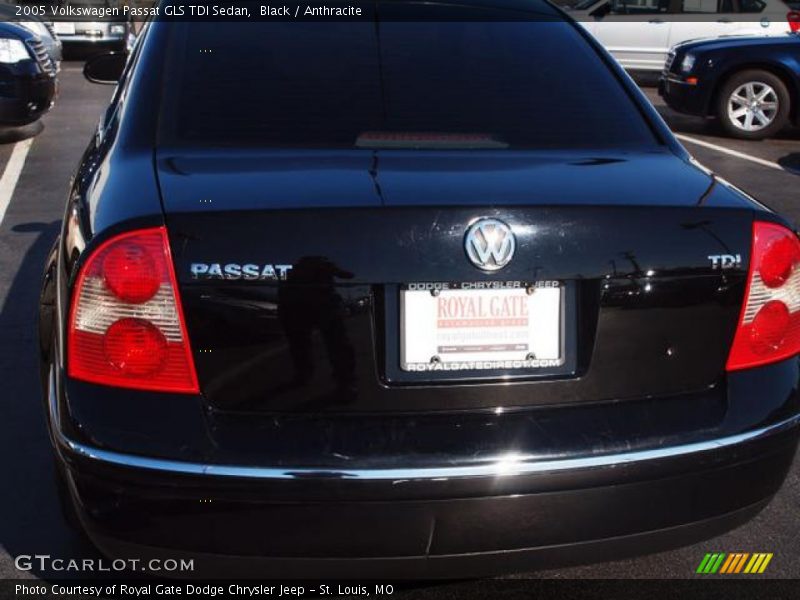 Black / Anthracite 2005 Volkswagen Passat GLS TDI Sedan