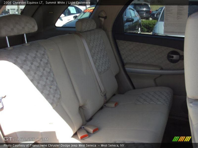 Summit White / Light Cashmere 2006 Chevrolet Equinox LT