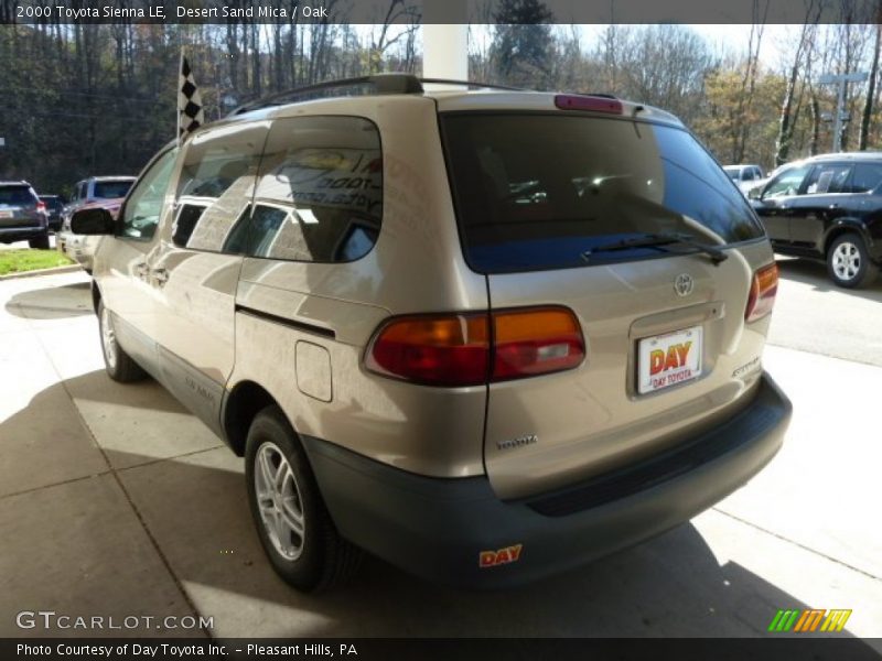 Desert Sand Mica / Oak 2000 Toyota Sienna LE