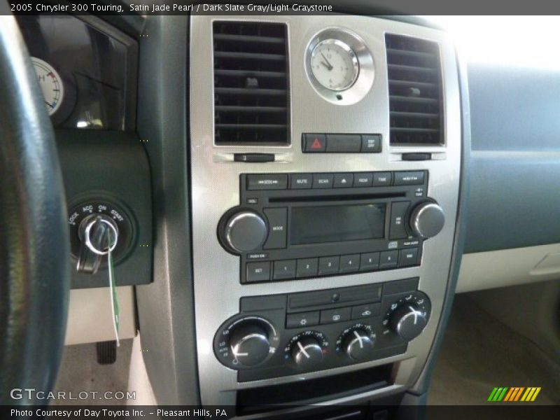 Satin Jade Pearl / Dark Slate Gray/Light Graystone 2005 Chrysler 300 Touring