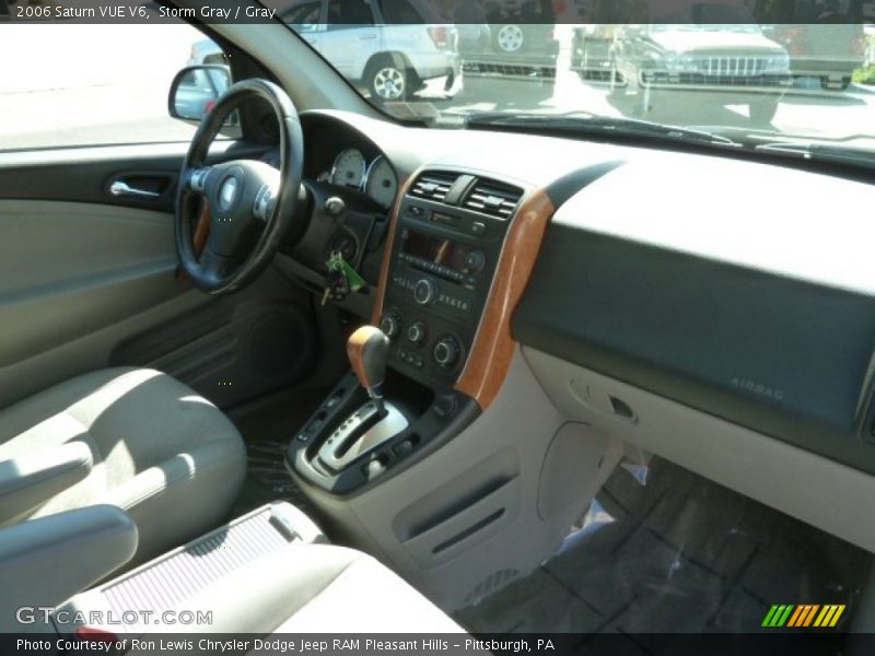 Storm Gray / Gray 2006 Saturn VUE V6