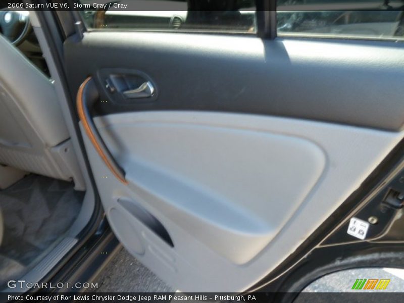Storm Gray / Gray 2006 Saturn VUE V6
