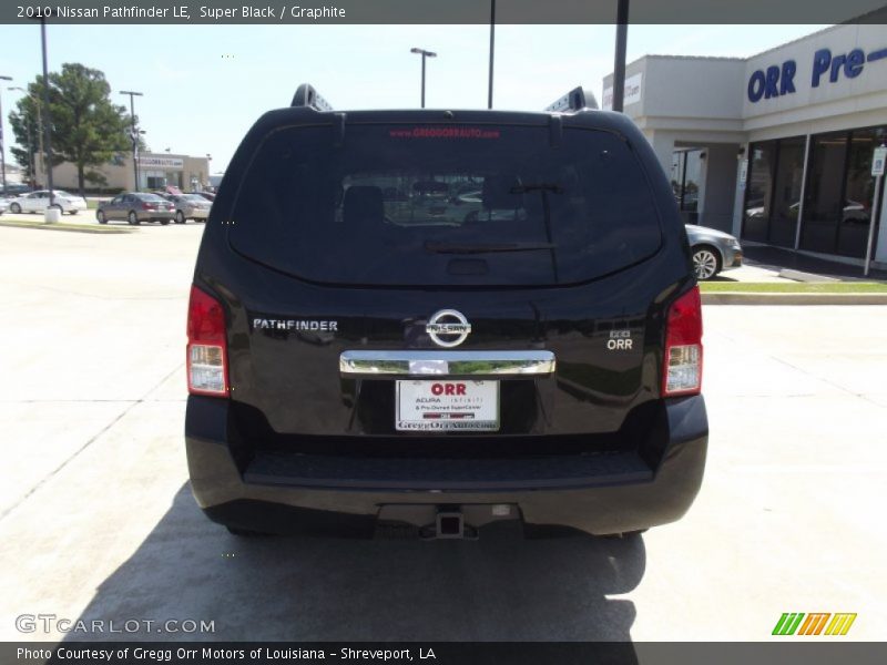 Super Black / Graphite 2010 Nissan Pathfinder LE