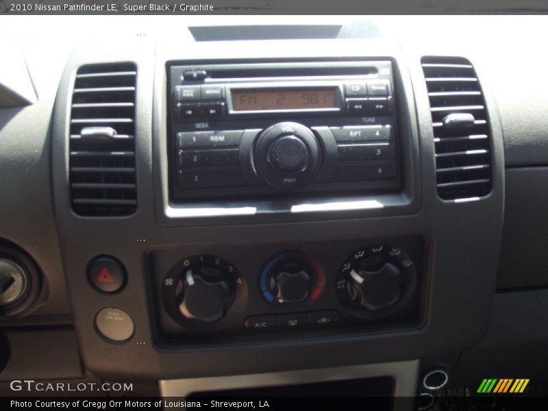 Super Black / Graphite 2010 Nissan Pathfinder LE