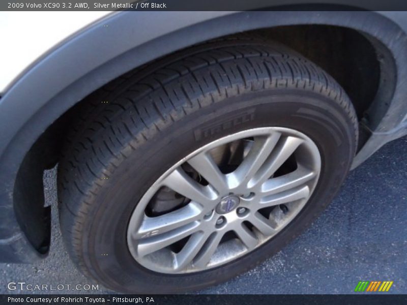 Silver Metallic / Off Black 2009 Volvo XC90 3.2 AWD