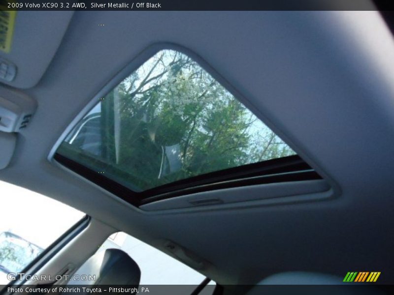 Silver Metallic / Off Black 2009 Volvo XC90 3.2 AWD