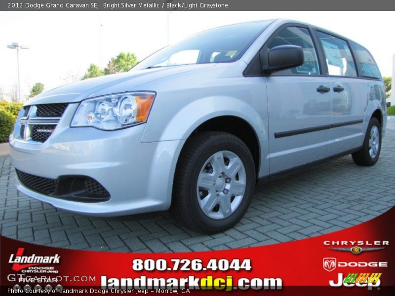 Bright Silver Metallic / Black/Light Graystone 2012 Dodge Grand Caravan SE