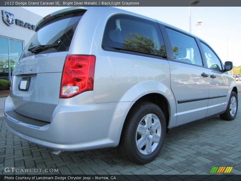 Bright Silver Metallic / Black/Light Graystone 2012 Dodge Grand Caravan SE