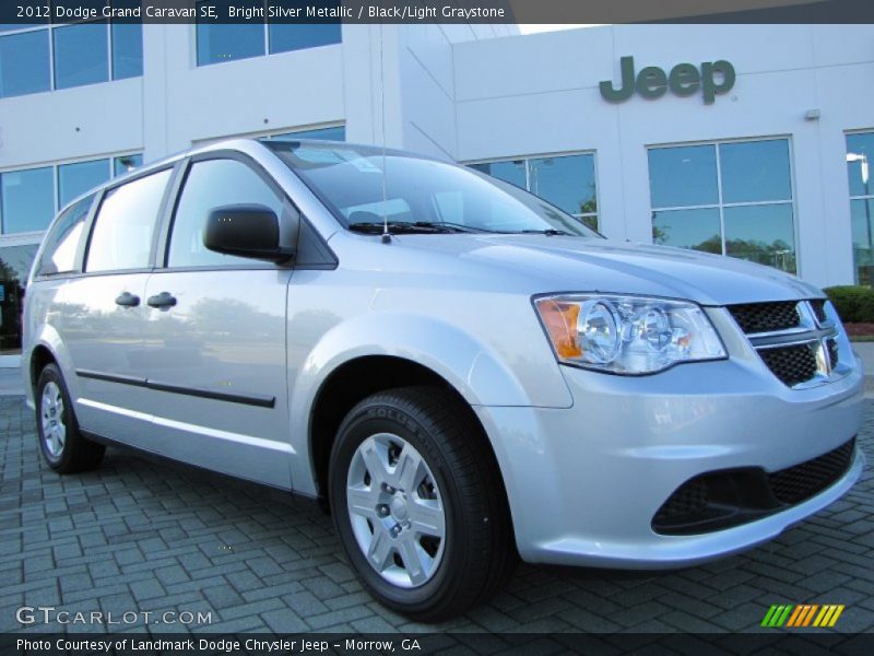 Bright Silver Metallic / Black/Light Graystone 2012 Dodge Grand Caravan SE